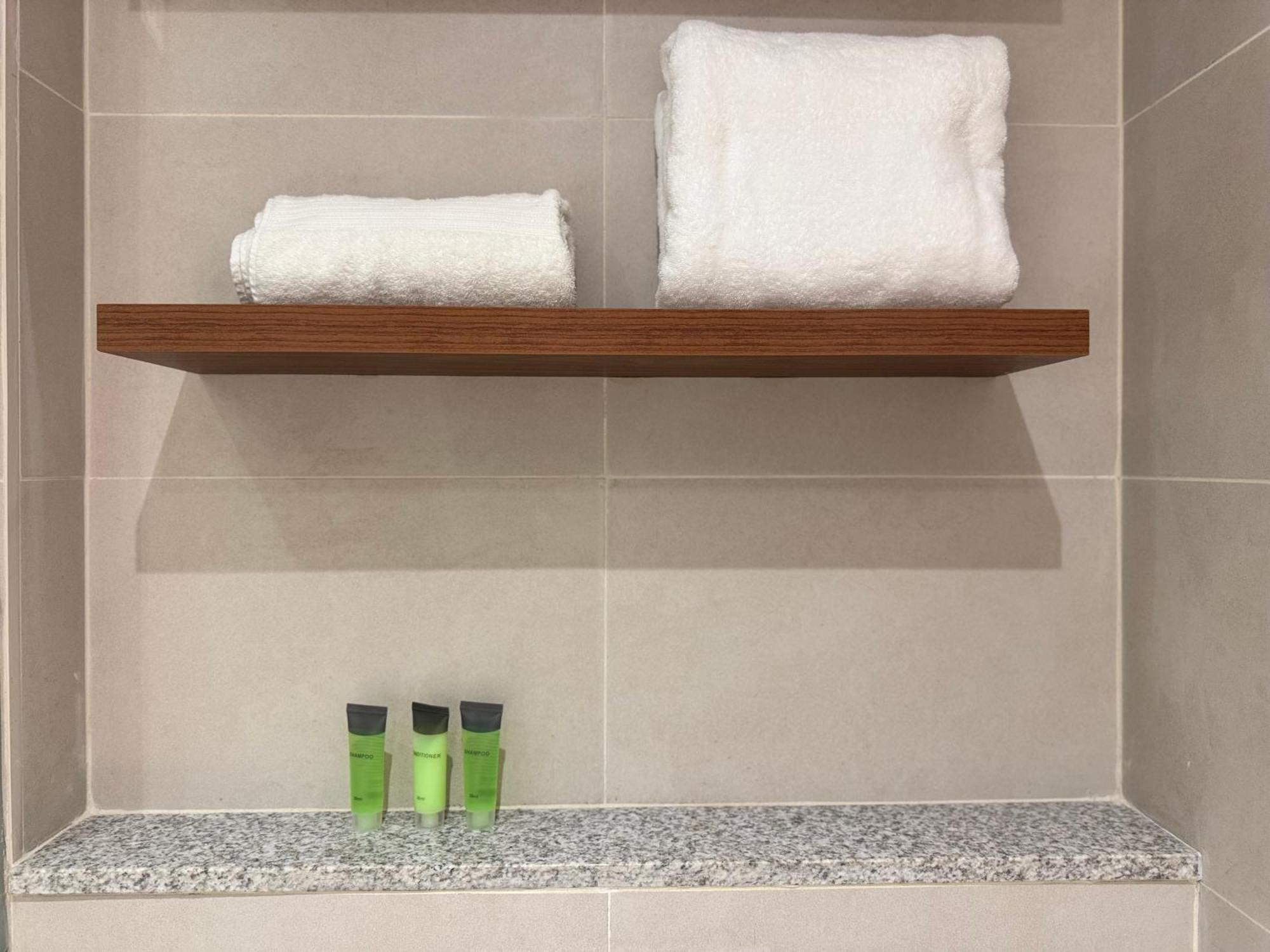 Ashri Luxe Spacious Near Metro, Frame Apartment *