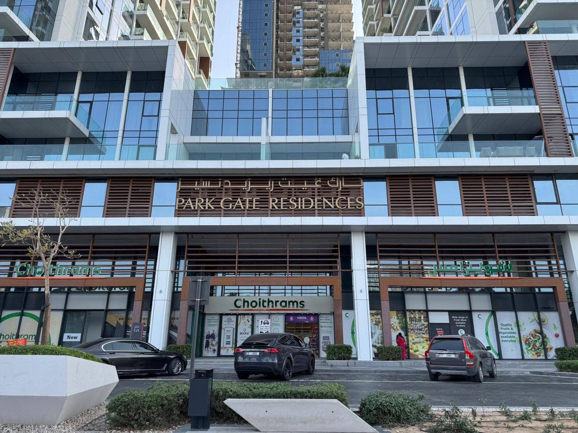 Appartement Ashri Luxe Spacious Near Metro, Frame