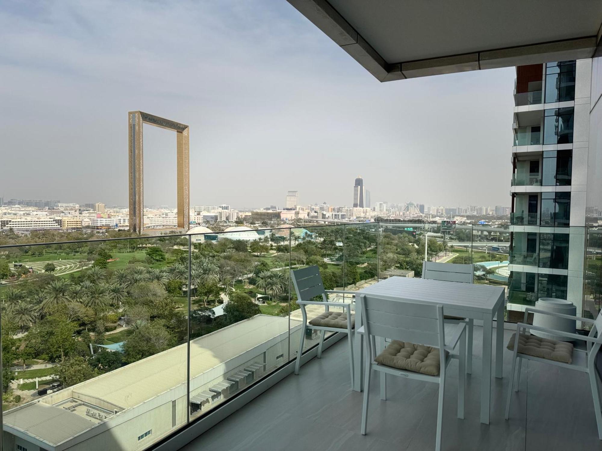 Ashri Luxe Spacious Near Metro, Frame Appartement Dubai