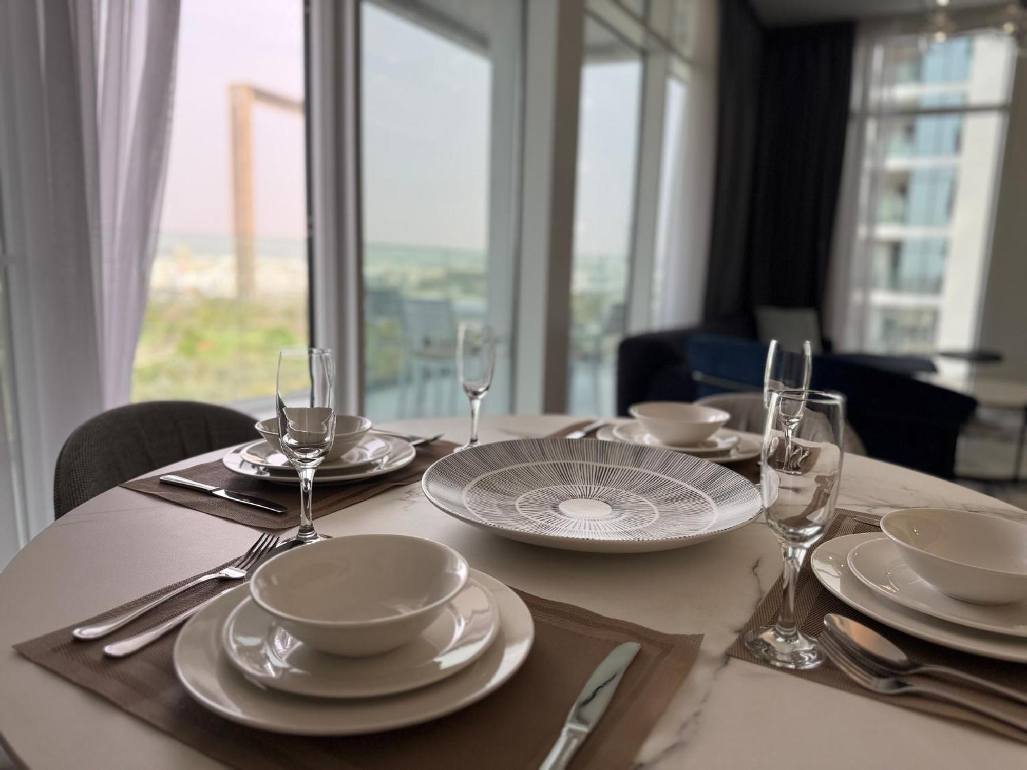 Ashri Luxe Spacious Near Metro, Frame Appartement Dubai