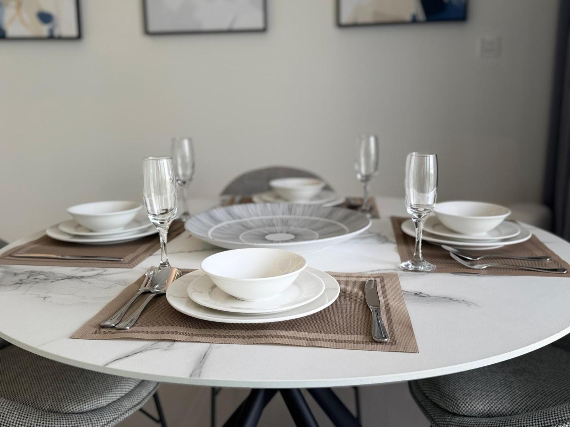 Ashri Luxe Spacious Near Metro, Frame Appartement *