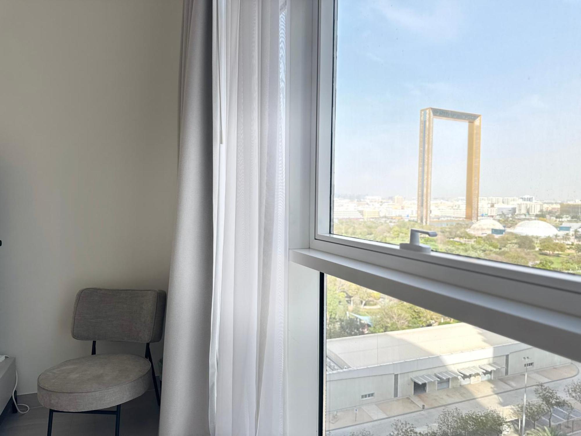 Appartement Ashri Luxe Spacious Near Metro, Frame